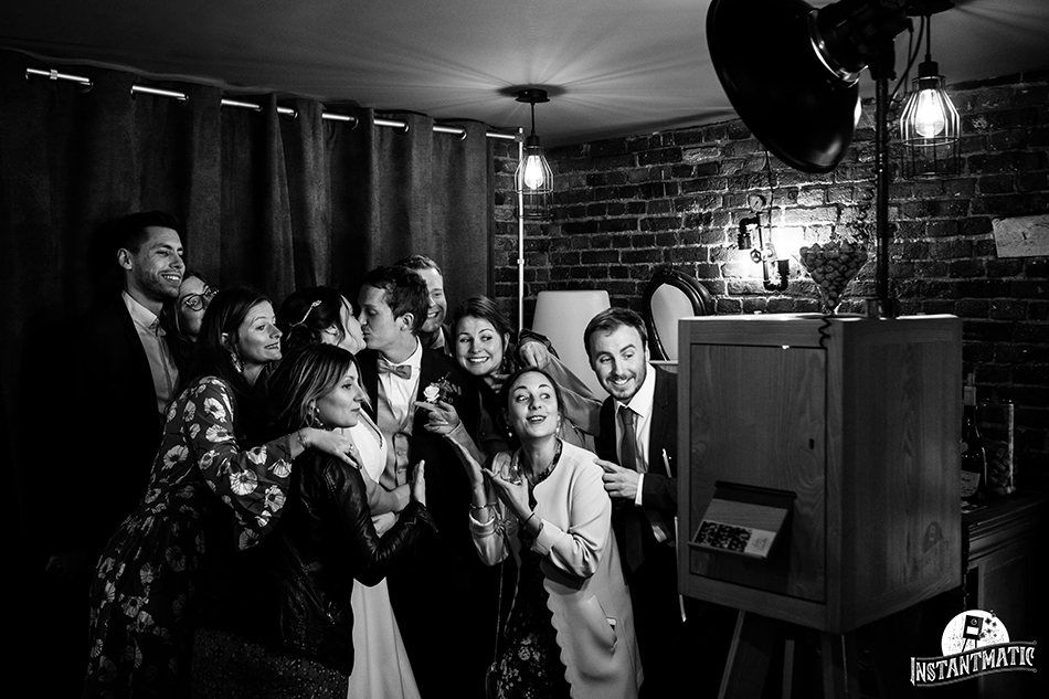 La borne photo Instantmatic au Moulin des écrevisses pour le mariage de L&C